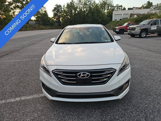 Used 2017 Hyundai Sonata Limited w/ Ultimate Package 04 FWD image 8