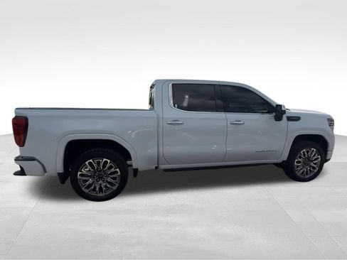 Used 2026 GMC Sierra 1500 Denali Ultimate AWD/4WD image 9