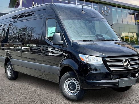 New 2025 Mercedes-Benz Sprinter 3500 image 1