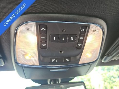Used 2013 Chrysler 300 S w/ Luxury Group RWD image 15