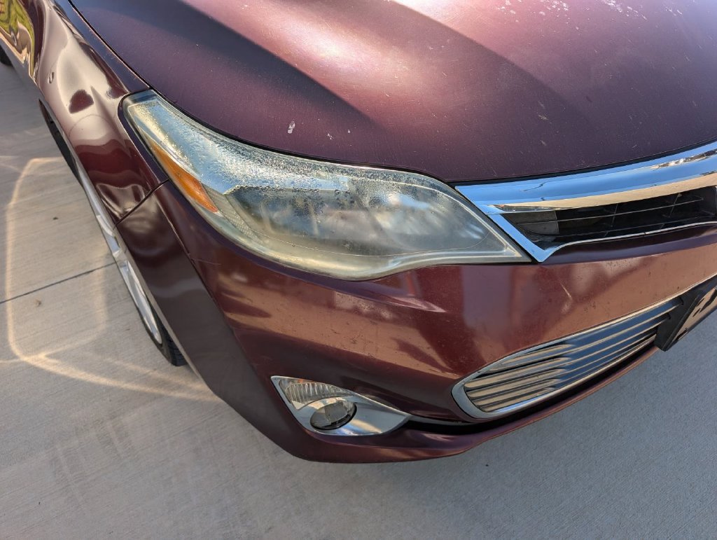Used 2013 Toyota Avalon Limited FWD image 3