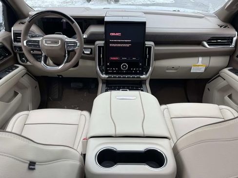 New 2026 GMC Yukon XL Denali w/ Denali Reserve Package image 13
