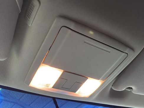 Used 2019 Ford Flex SE image 23