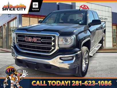 Used 2017 GMC Sierra 1500 SLE w/ SLE Value Package