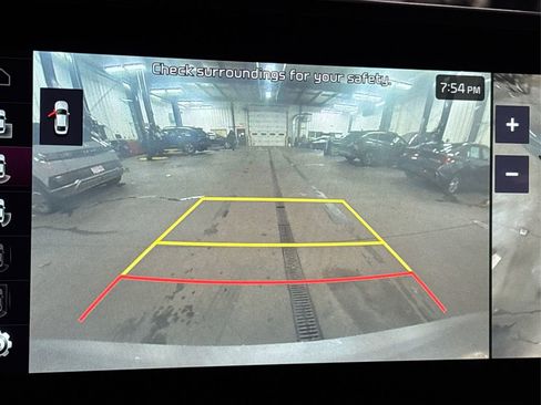 Certified 2024 Kia Carnival SX Prestige image 30