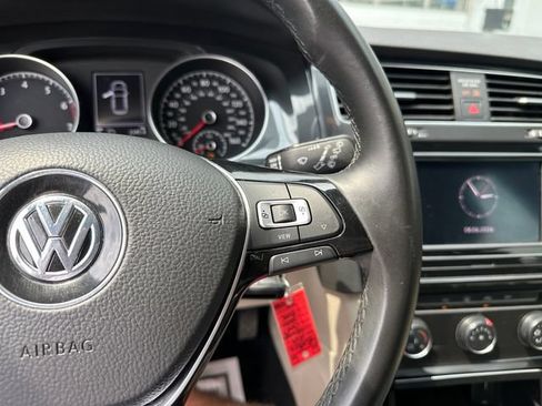 Used 2019 Volkswagen Golf 4-Door FWD image 22