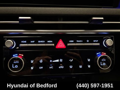 Used 2025 Hyundai Tucson Limited AWD/4WD image 21