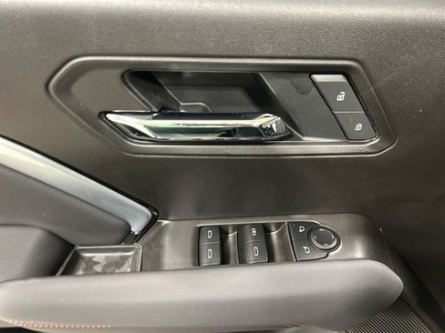 Used 2025 Chevrolet Colorado Z71 w/ Technology Package image 11