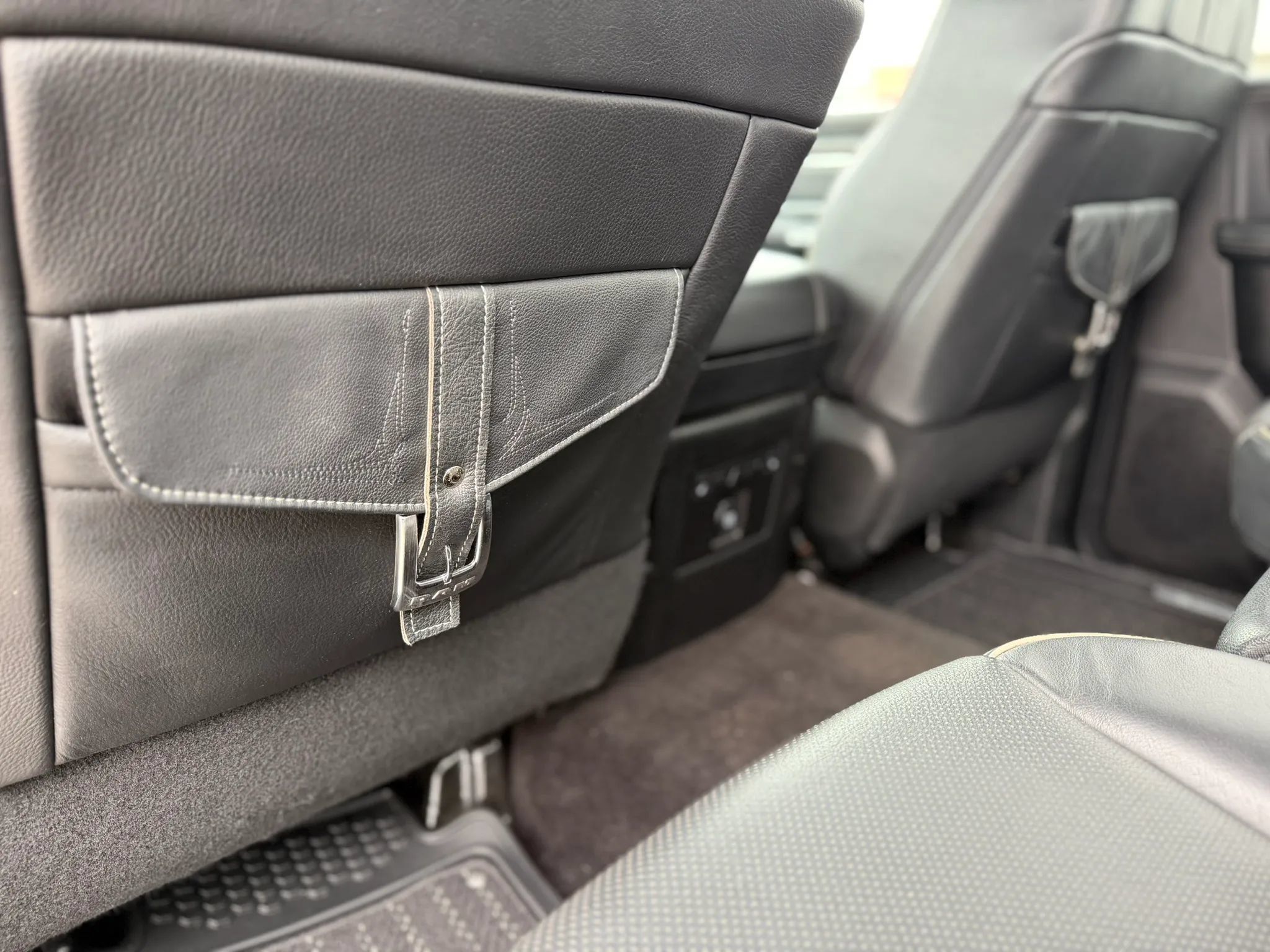 Used 2018 RAM 1500 Limited AWD/4WD image 12