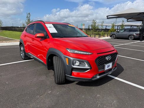 Used 2019 Hyundai Kona Ultimate FWD image 3