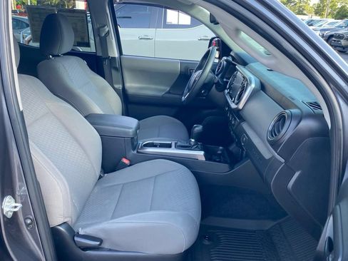Used 2023 Toyota Tacoma SR5 RWD image 16