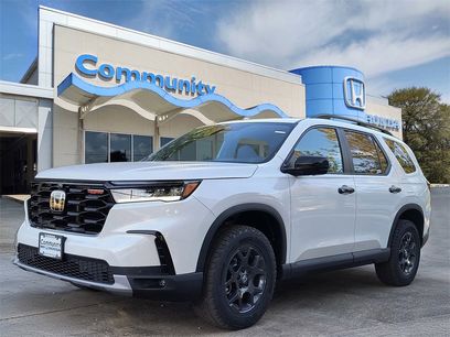 New 2025 Honda Pilot TrailSport