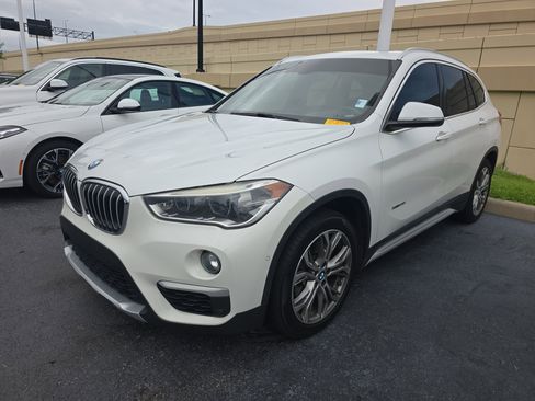 Used 2016 BMW X1 xDrive28i AWD/4WD image 3