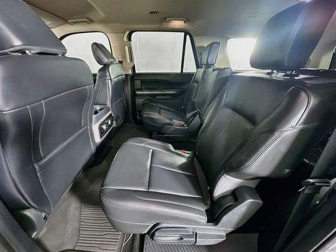 Used 2024 Ford Expedition Max XLT AWD/4WD image 27