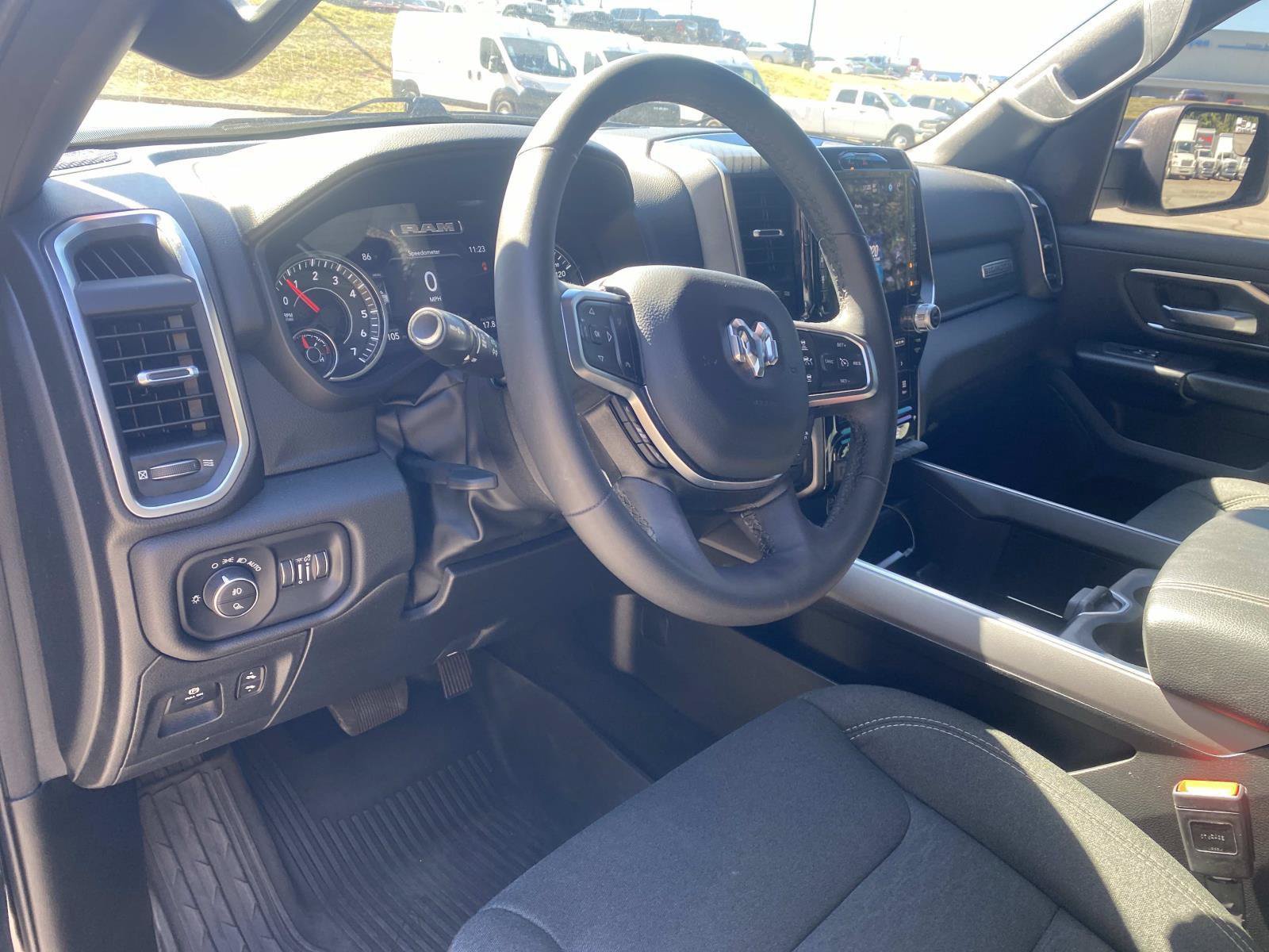 Used 2025 RAM 1500 Big Horn AWD/4WD image 27