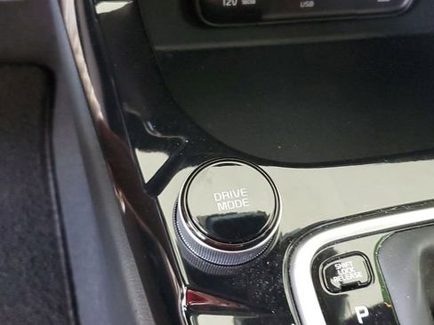 Certified 2024 Kia Seltos SX image 29