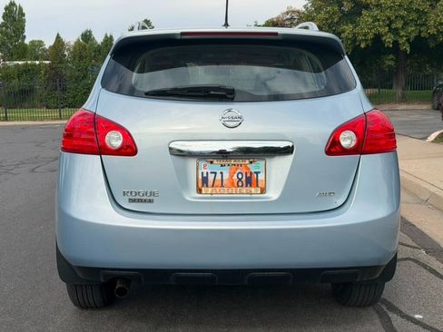 Used 2014 Nissan Rogue S w/ Convenience Package AWD/4WD image 4