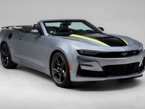 Used 2023 Chevrolet Camaro SS image 1