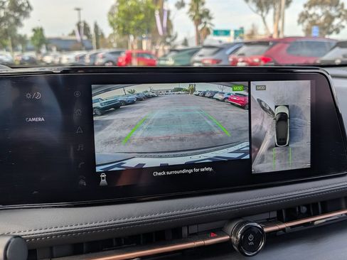 Used 2023 Nissan Ariya FWD image 24