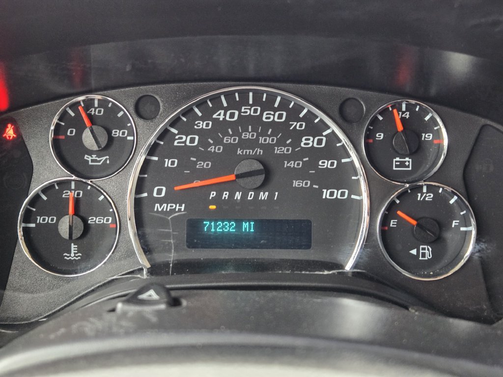 Used 2020 Chevrolet Express 2500 Extended w/ Communications Package RWD image 15