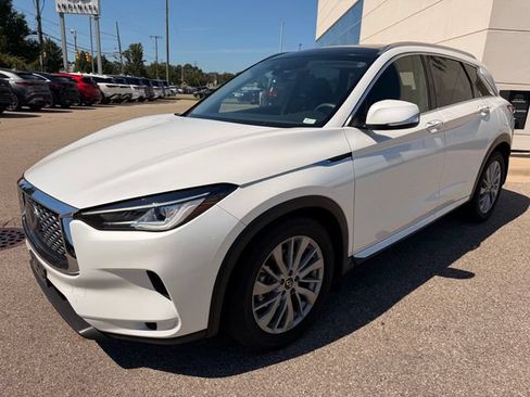 Used 2024 INFINITI QX50 Luxe AWD/4WD image 2
