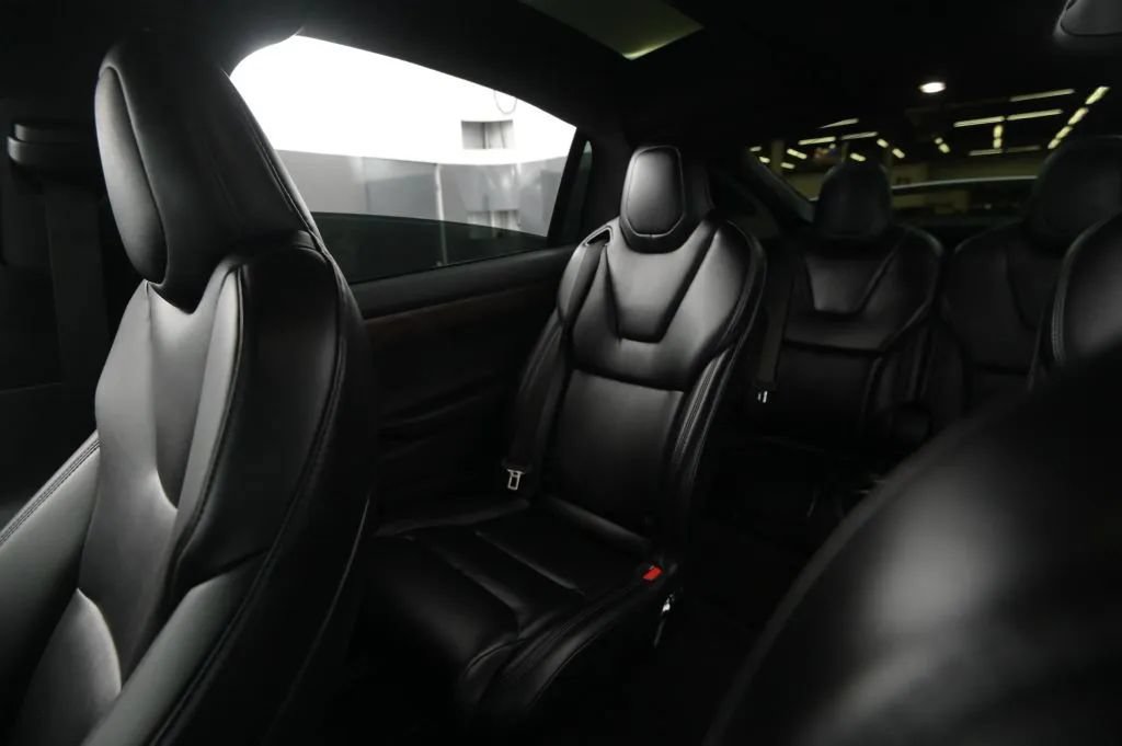 Used 2020 Tesla Model X Long Range AWD/4WD image 37