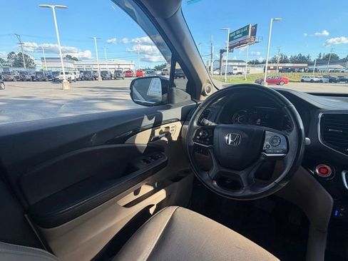 Used 2021 Honda Pilot Elite image 13