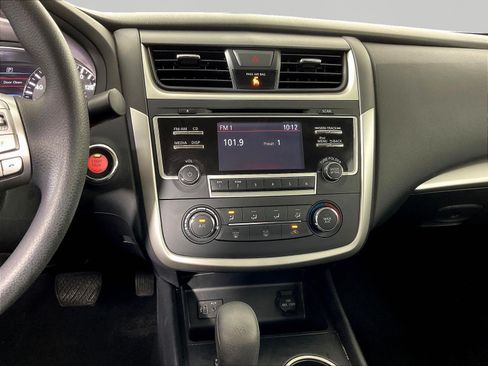 Used 2018 Nissan Altima 2.5 S w/ S Convenience Package FWD image 9