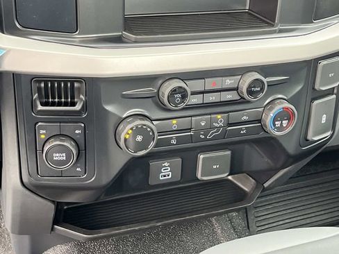 Used 2026 Ford F250 XL w/ F-250 >10K GVWR Package image 23