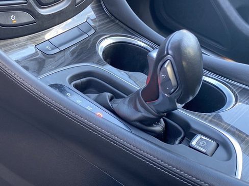 Used 2020 Buick Envision Essence image 17