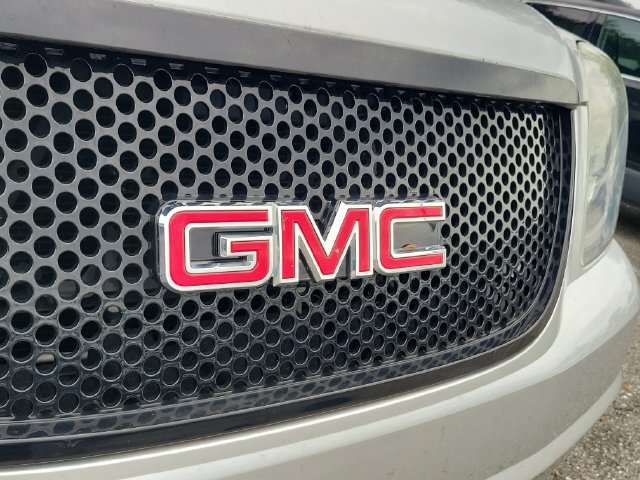 Used 2012 GMC Yukon XL SLE AWD/4WD image 2