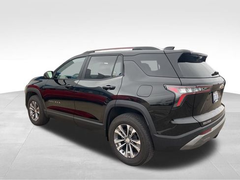 Used 2025 Chevrolet Equinox LT w/ Convenience Package II image 5