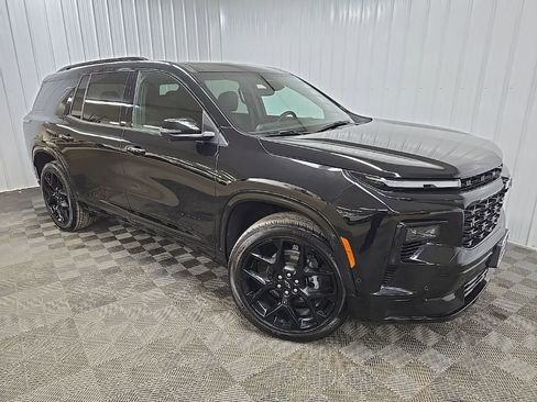 Used 2024 Chevrolet Traverse RS w/ LPO, Floor Liner Package image 7