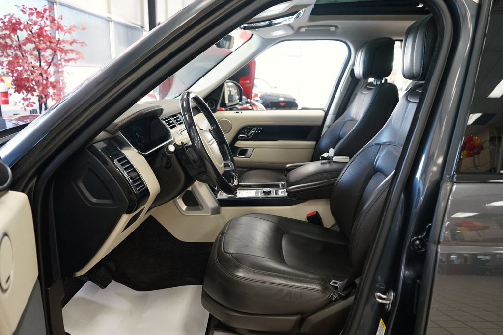 Used 2019 Land Rover Range Rover HSE AWD/4WD image 30