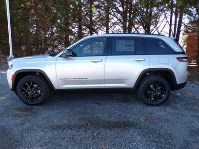 New 2026 Jeep Grand Cherokee Altitude