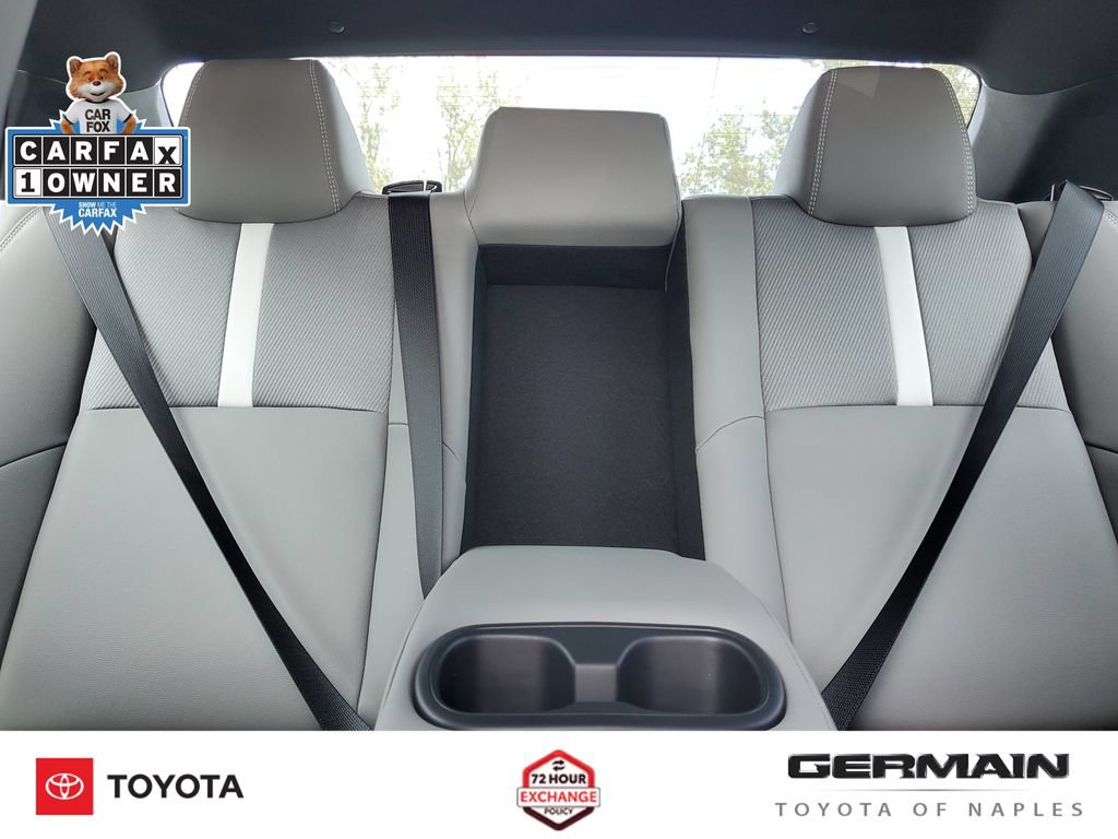 Used 2026 Toyota Camry SE FWD image 30