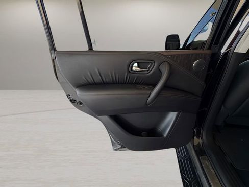 Used 2023 Nissan Armada Platinum w/ Captain's Chairs Package image 22