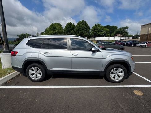 Used 2018 Volkswagen Atlas S FWD image 12