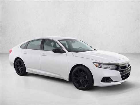 Used 2021 Honda Accord Sport image 3