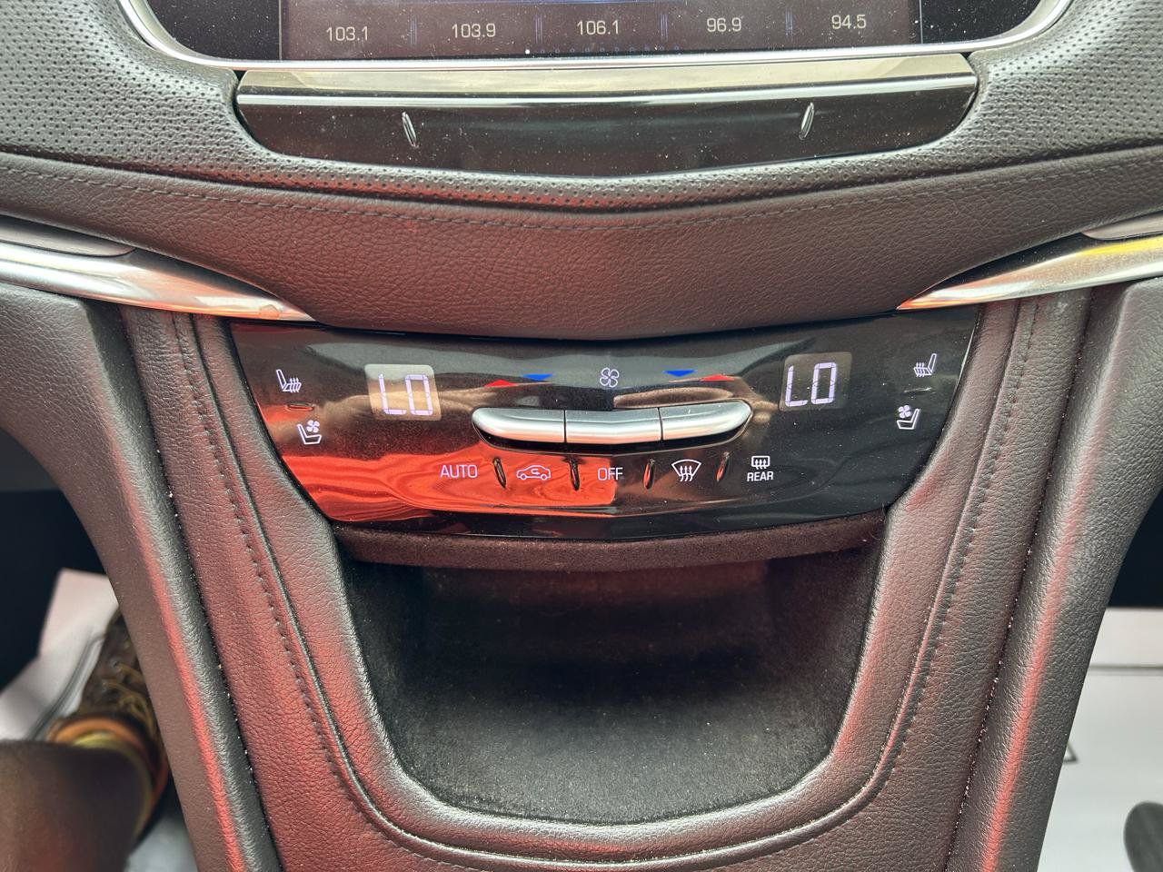 Used 2017 Cadillac XT5 Premium Luxury AWD/4WD image 27