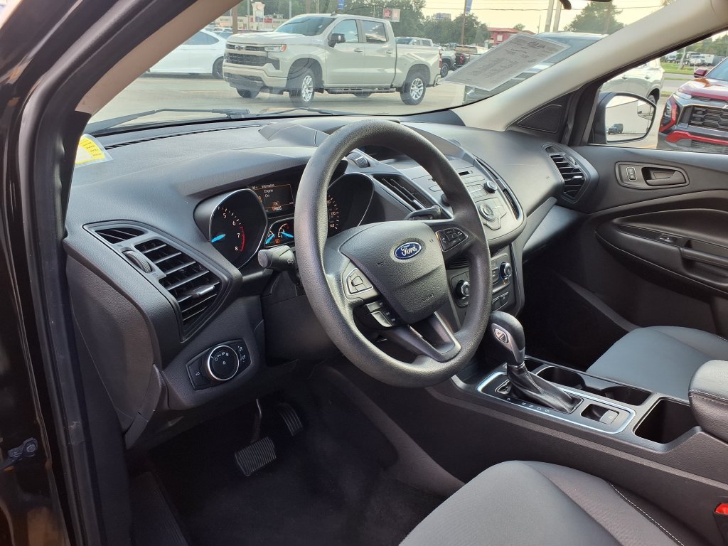 Used 2017 Ford Escape S FWD image 23