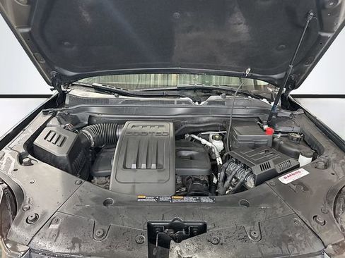 Used 2017 GMC Terrain SLE image 27