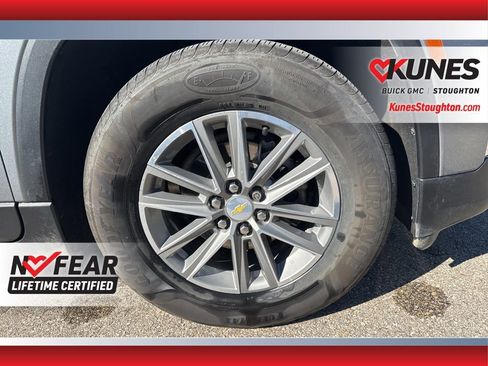Used 2023 Chevrolet Traverse LT w/ LPO, Floor Liner Package image 15