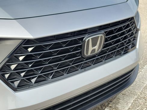 Used 2024 Honda Accord LX image 12