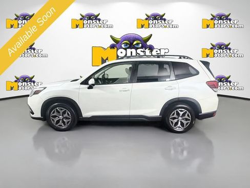Used 2024 Subaru Forester Premium AWD/4WD image 8