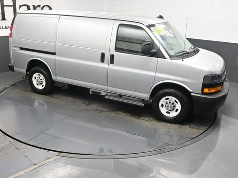 Used 2024 Chevrolet Express 3500 image 44