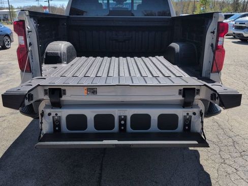 New 2026 Chevrolet Silverado 1500 ZR2 w/ LPO, Dark Essentials Package AWD/4WD image 38