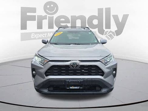 Used 2020 Toyota RAV4 XLE image 2