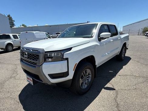 New 2026 Nissan Frontier SV w/ Tow Package AWD/4WD image 1
