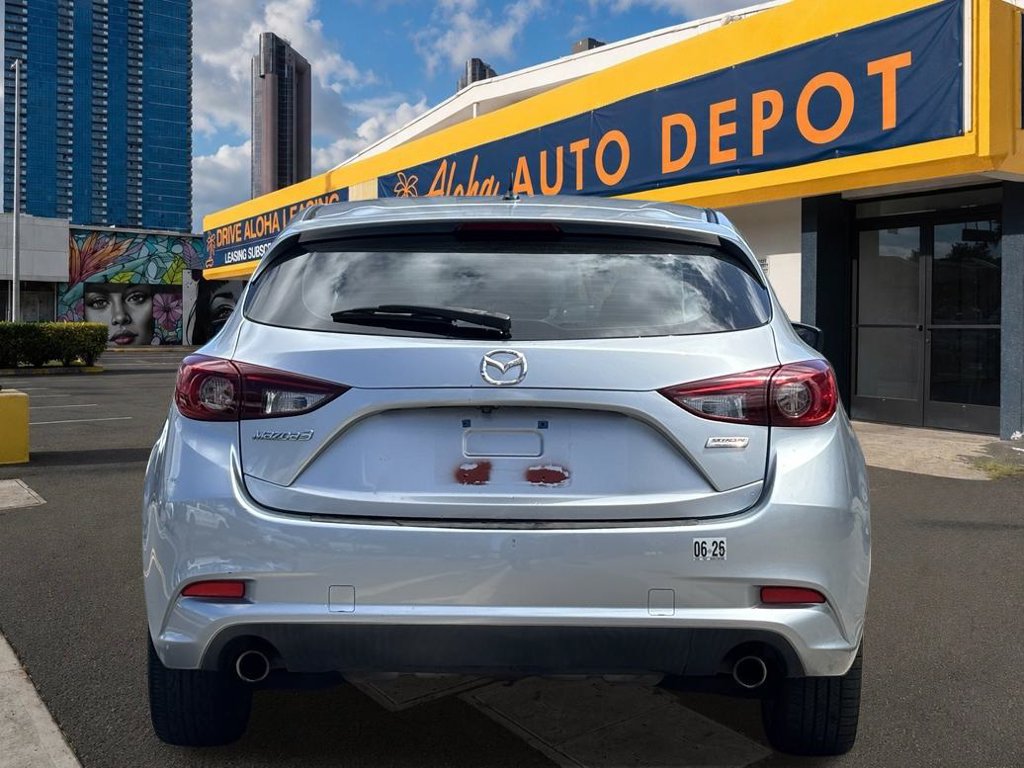 Used 2017 MAZDA MAZDA3 Touring FWD image 4